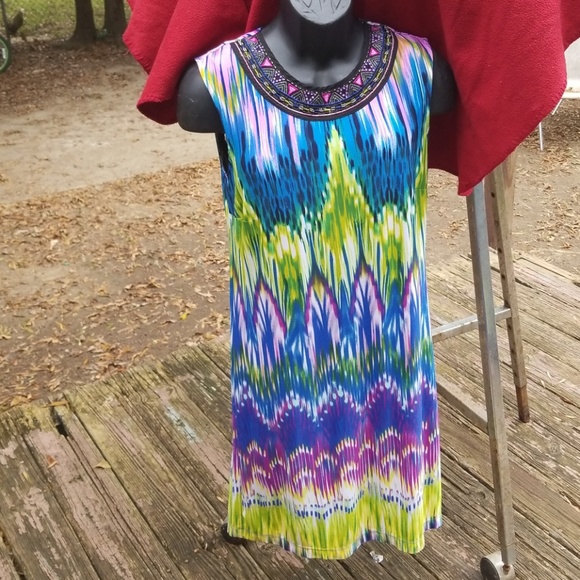 Dress - Picture 2 of 2